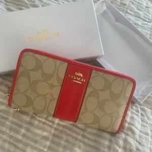 Premium coach wallet/purse/bag